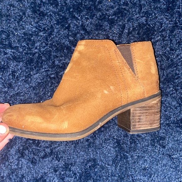 Booties - Picture 4 of 4